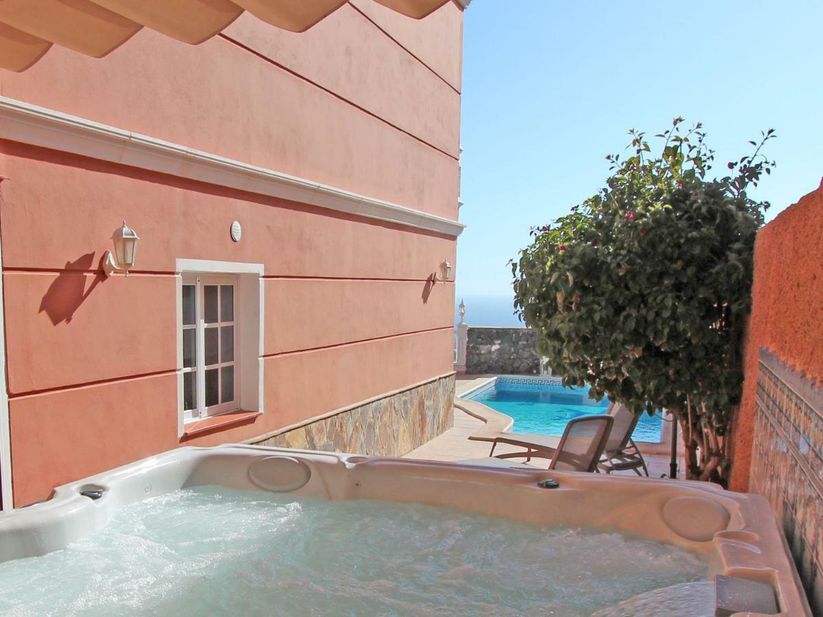 Vivatenerife - Villa With Pool, Jacuzzi And Sea View Chayofa Luaran gambar